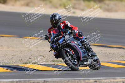 media/Oct-08-2022-SoCal Trackdays (Sat) [[1fc3beec89]]/Turn 10 (945am)/